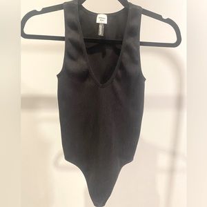Sunday Best Ribbed Sleeveless V Neck Bodysuit, Size S